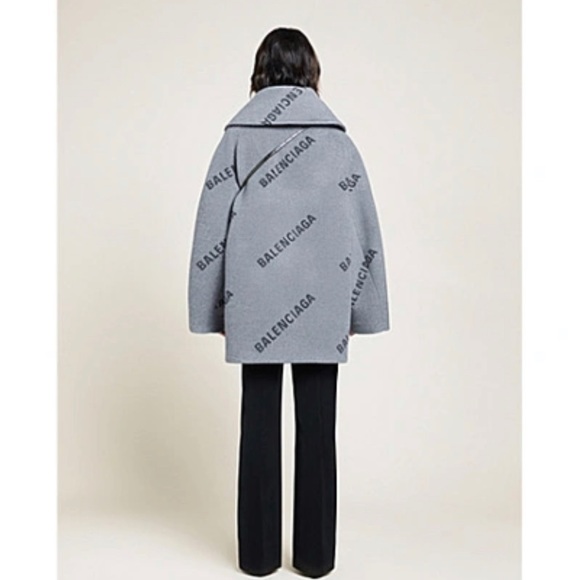 **SOLD** New w Tags Balenciaga Oversized Logo 100% Cashmere Coat Jacket Gray - Picture 3 of 13
